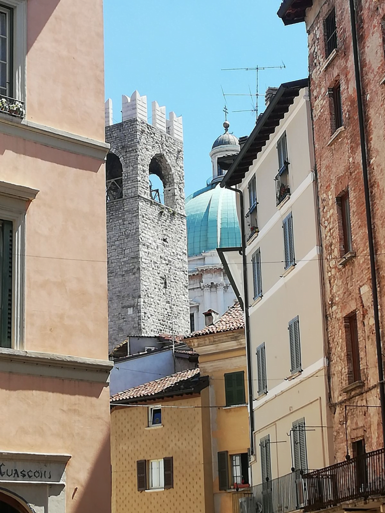 COSA VEDERE A BRESCIA, PIAZZA PAOLO VI