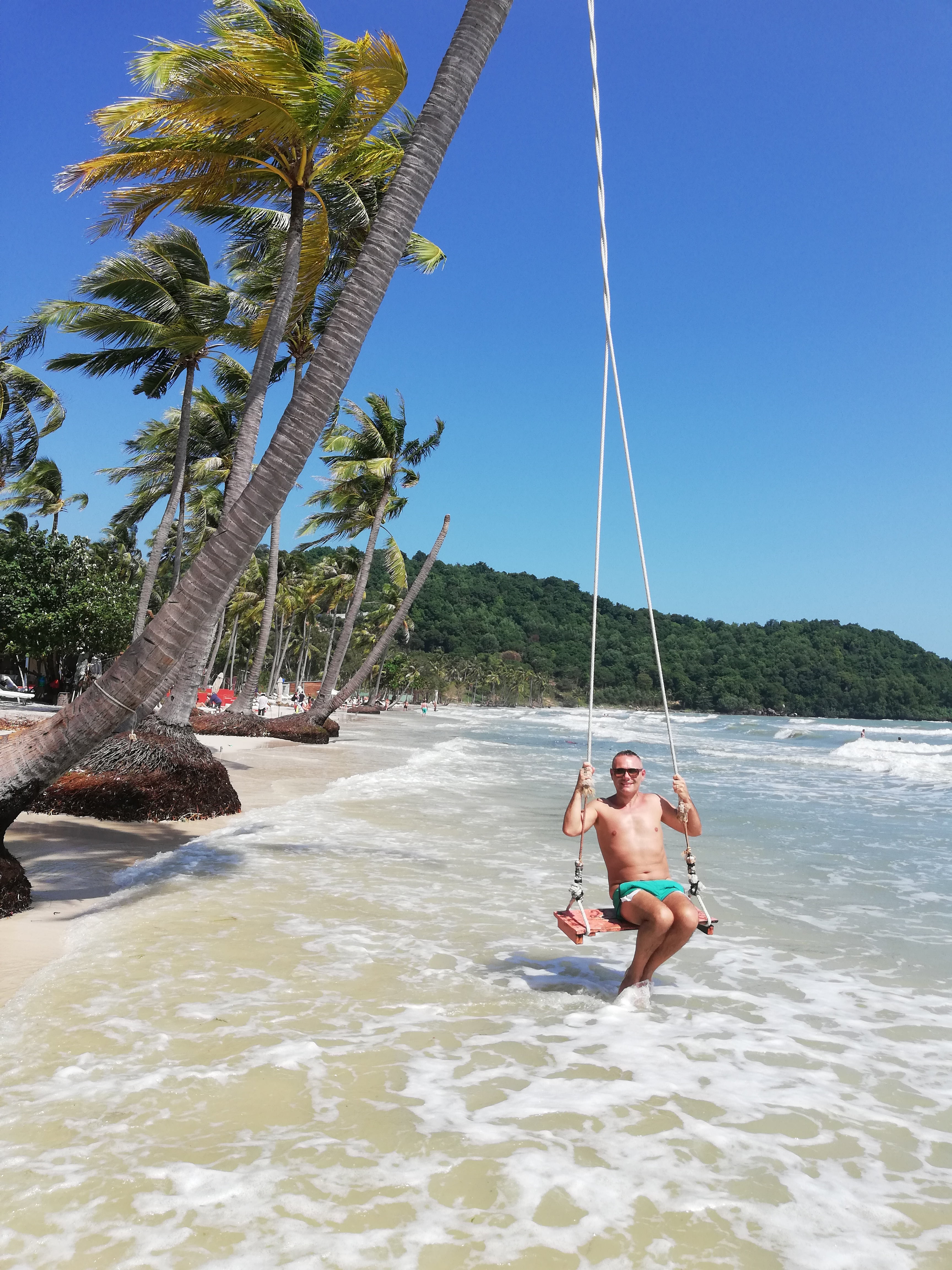BAI SAO VIETNAM, ALTALENA NELL'ACQUA