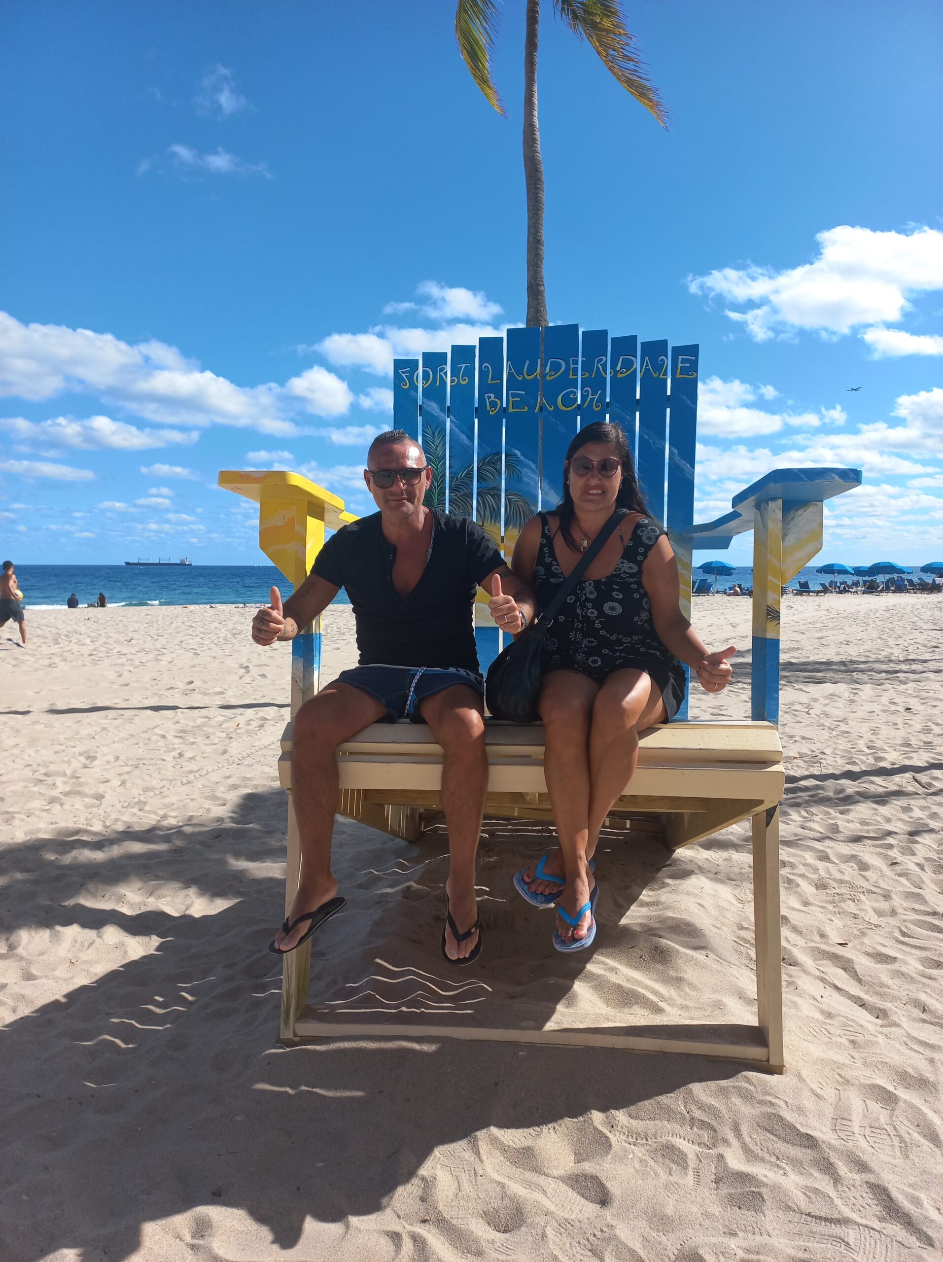 BIG CHAIR FORT LAUDERDALE SULLA SPIAGGIA LAS OLAS BEACH
