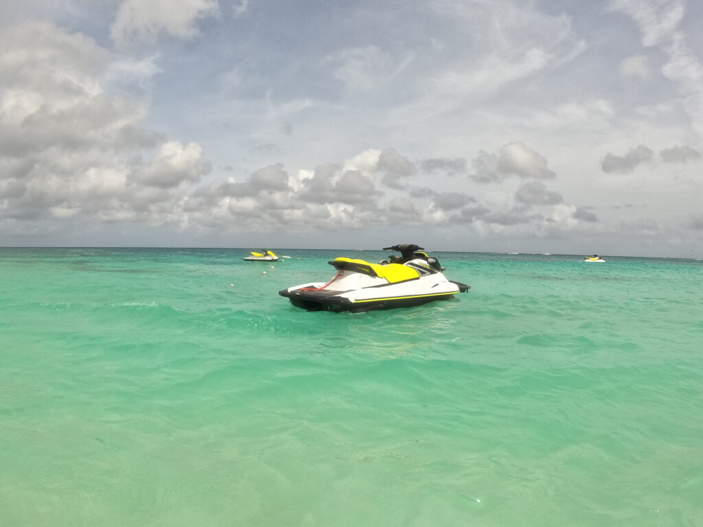 JETSKI MOTO D'ACQUA ARUBA DELPHI WATERSPORTS