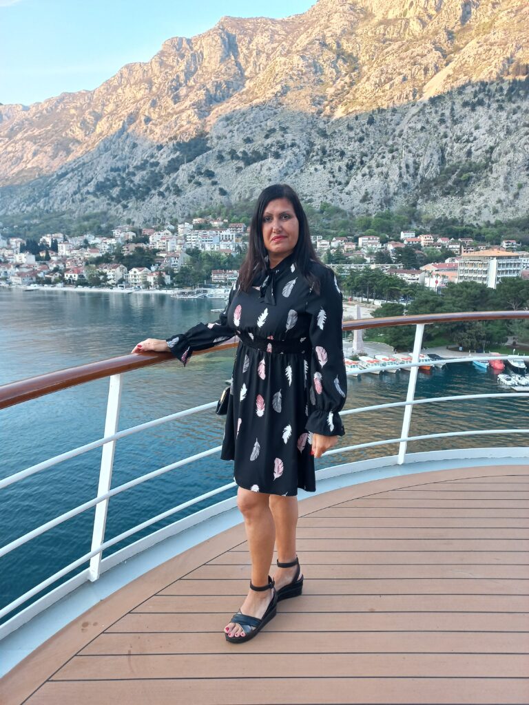 la Baia di Kotor in Montenegro dalla nave da crociera