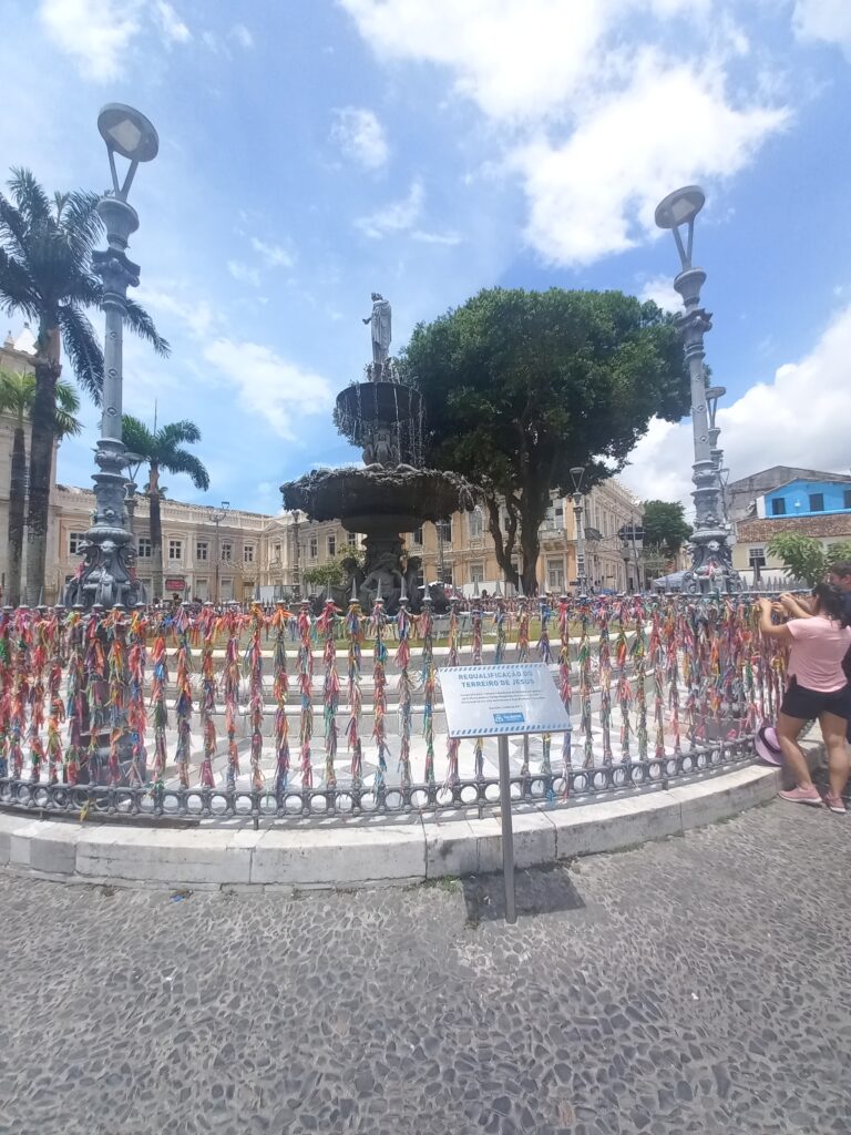 Fontana in Piazza Terreiro de Jesus