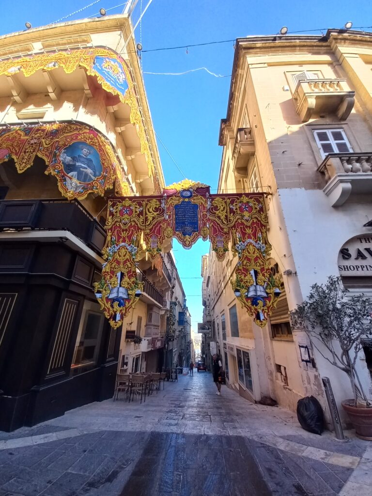 Via di La Valletta nei pressi di Republic Street