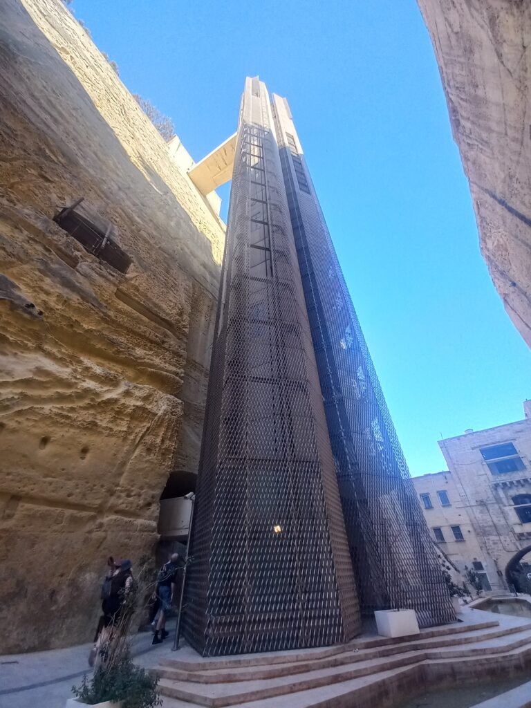 Barrakka Lift, l'ascensore a La Valletta