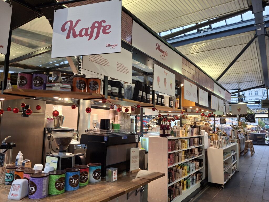 Chioschi al Mercato coperto di TorvehallerneKBH (Kaffe)
