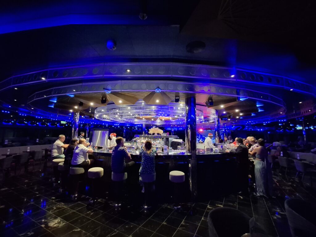 Salone Chèri a bordo di Fascinosa