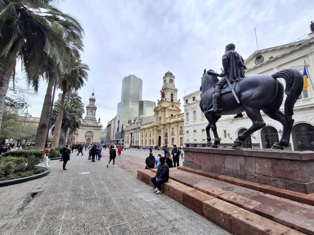 Santiago del Cile cosa vedere, Plaza de Armas