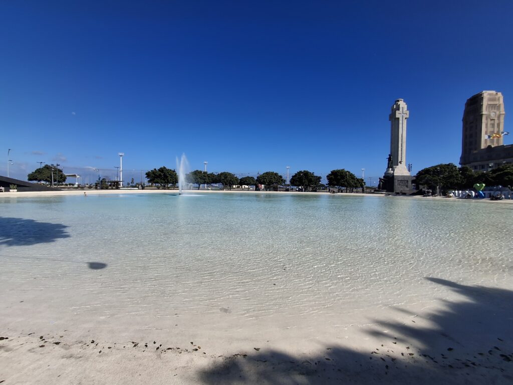 Vasca d'acqua in Plaza de España a Santa Cruz de Tenerife