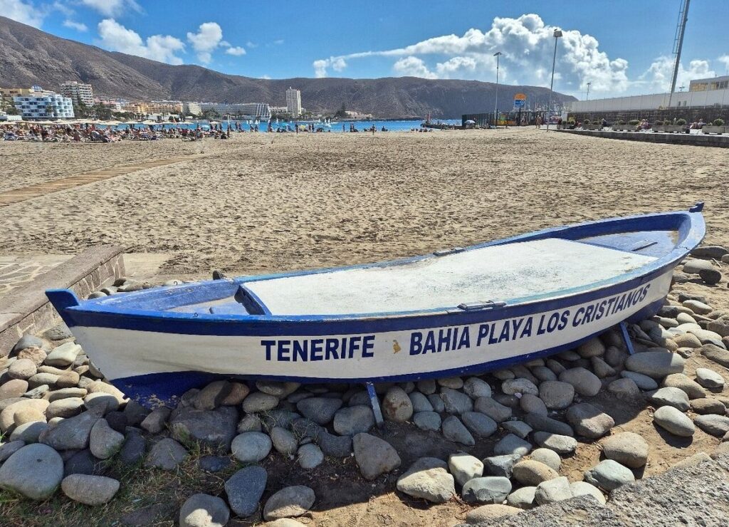 barca a Playa Los Cristianos
