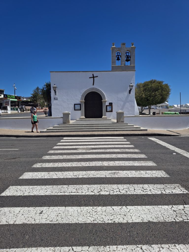 Parroquia Nuestra Señora del Carmen a Playa Blanca
