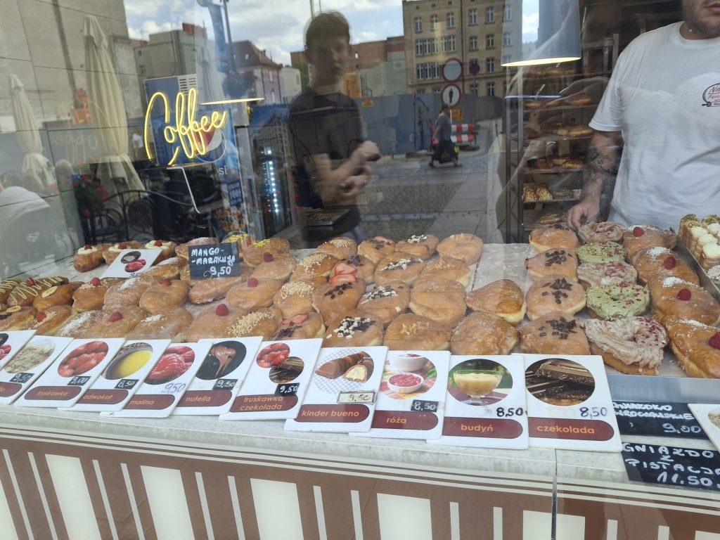 pączki, bomboloni fritti ripieni a Breslavia