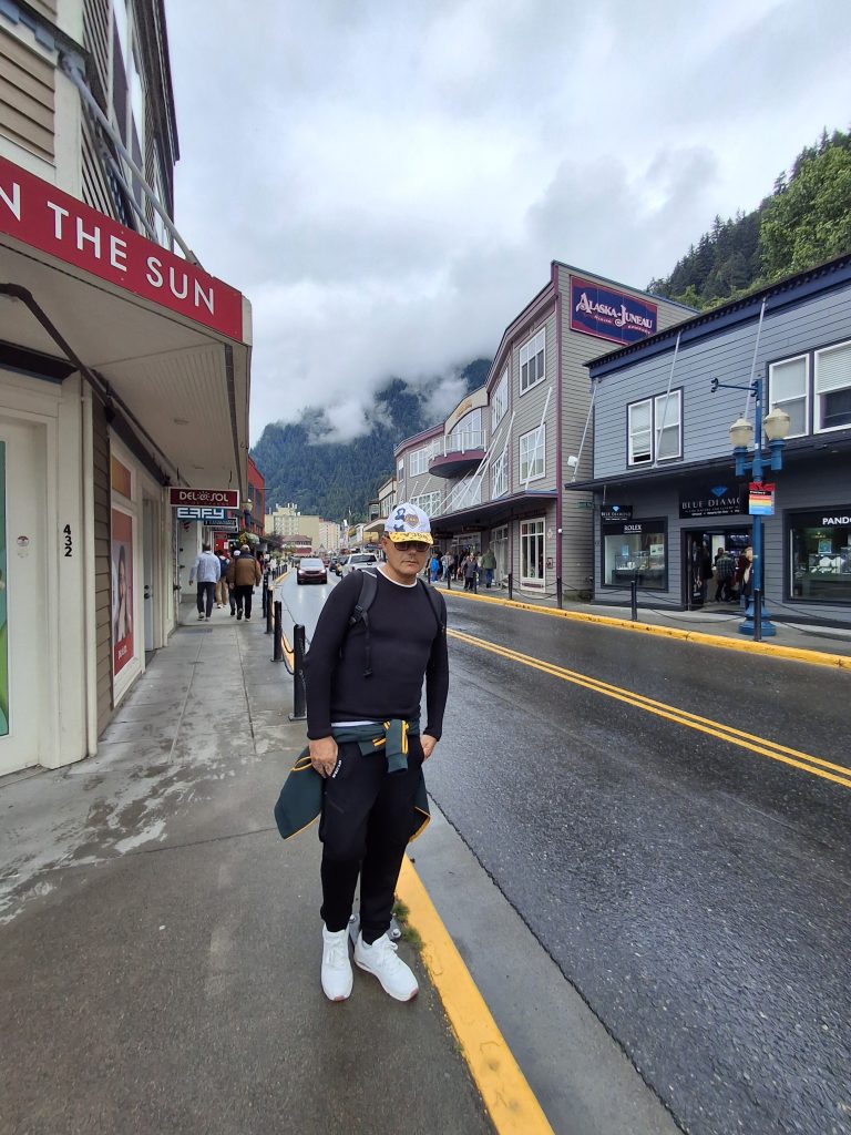 Downtown Juneau e South Franklin Street